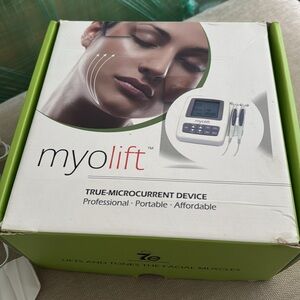 7e Myolift Microcurrent device professional portable